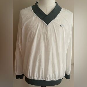 Nike V Neck Pullover Windbreaker